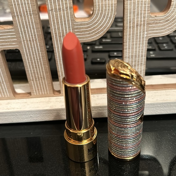 LIPSTICK MATTE - Picture 4 of 6